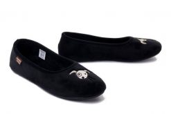 MANITU 340059-01 schwarz, kapcie damskie. Czarne kapcie damskie Manitu, bez wzorów, z polaru. Za 159.90 zł.