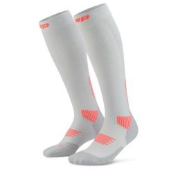 Męskie długie skarpety kompresyjne sportowe Core Run wysokie CEP. Szare skarpety męskie CEP, bez wzorów, z elastanu. Za 209.00 zł.