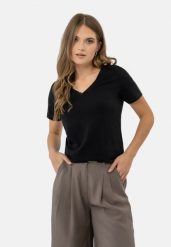 Koszulka z dekoltem w serek T-LEA. Czarne t-shirty damskie Volcano, m, bez wzorów, z bawełny, klasyczne, bez kołnierzyka. Za 59.99 zł.