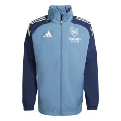 Kurtka dresowa zewnętrzna Arsenal 2025/26. Niebieskie kurtki męskie Adidas, bez wzorów, z dresówki, sportowe, bez kaptura. W wyprzedaży za 361.50 zł.