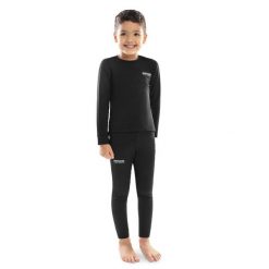 Chłopięce legginsy termoaktywne Sporty zimowe Siroko K-Core Squish. Czarne buty zimowe chłopięce SIROKO, bez wzorów, bez zapięcia. Za 50.00 zł.