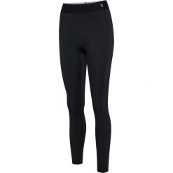 Damskie legginsy Hummel Nova. Czarne legginsy sportowe damskie Hummel, s, bez wzorów, z materiału, na fitness i siłownię. Za 214.50 zł.