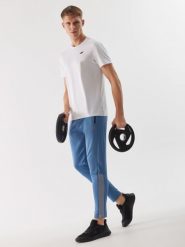 4F Spodnie treningowe szybkoschnące męskie - niebieskie 3XL. Niebieskie spodnie sportowe męskie 4f, l, bez wzorów, z dzianiny, na fitness i siłownię. W wyprzedaży za 99.99 zł.