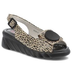 Sandały damskie Artiker, skórzane w panterkę na obcasie z ozdobą i ze sprzączką, brązowe, 56C2186. Brązowe sandały damskie Artiker, z aplikacjami, bez obcasa, na koturnie, bez zapięcia. Za 179.00 zł.