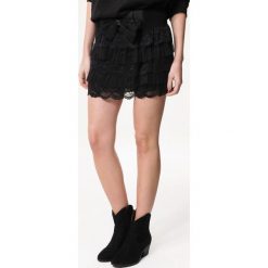 Czarna Spódnica Use Up. Czarne spódnice damskie Born2be, s, bez wzorów, z koronki, klasyczne, z standardowym stanem, mini. Za 19.99 zł.