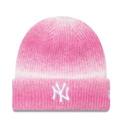 Czapka New Era. Czerwone czapki i kapelusze damskie New Era, na zimę, bez wzorów. Za 159.99 zł.