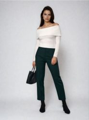 Spodnie cygaretki - zielony. Zielone spodnie materiałowe damskie Sinsay, l, bez wzorów. Za 49.99 zł.