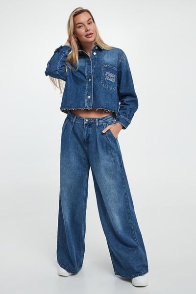 Jeansy damskie Elise JOOP! JEANS. Jeansy damskie JOOP! Jeans. W wyprzedaży za 532.35 zł.