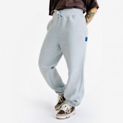 Spodnie dresowe damskie Elementals. Szare spodnie dresowe damskie Decathlon, xs, bez wzorów, z bawełny. Za 159.99 zł.