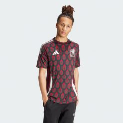 Koszulka Mexico 24 Home. Koszulki sportowe męskie Adidas, m, bez wzorów, z materiału, bez kołnierzyka, bez ramiączek, do piłki nożnej. W wyprzedaży za 369.00 zł.
