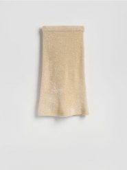 Spódnica z dodatkiem metalizowanej nici - kremowy. Białe spódnice damskie Reserved, l, bez wzorów, z dzianiny, proste. Za 159.99 zł.