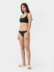 4F Dół od bikini z materiałów z recyklingu damski XS. Niebieskie bikini damskie 4f, xs, bez wzorów. W wyprzedaży za 14.99 zł.