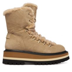 Trzewiki Bogner. Brązowe botki damskie Bogner, bez obcasa, na płaskiej podeszwie, bez zapięcia. Za 2,299.00 zł.