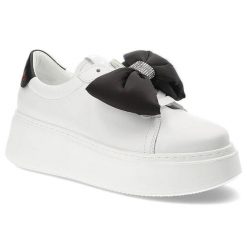 Białe Sneakersy Chebello Modne Buty Damskie Z Kokardą. Białe półbuty damskie CheBello, bez wzorów, ze skóry, eleganckie, bez obcasa, bez zapięcia. Za 467.99 zł.