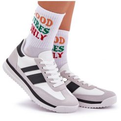 Buty Sportowe Sneakersy Damskie Białe. Białe obuwie sportowe damskie bez wzorów. Za 146.62 zł.