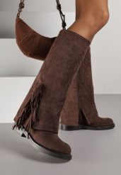 Brązowe Kozaki z Wywiniętą Cholewką i Frędzlami Reisela. Brązowe kozaki damskie Born2be, bez obcasa, na płaskiej podeszwie. Za 179.99 zł.