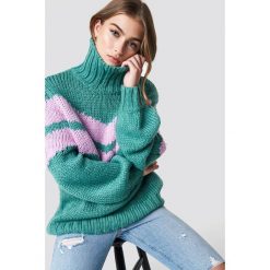 Glamorous Sweter z golfem - Green. Zielone swetry damskie marki Glamorous, bez wzorów, z dzianiny, bez kołnierzyka, bez ramiączek. Za 283.95 zł.