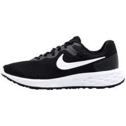 Buty męskie sportowe do biegania Nike REVOLUTION 6 NN. Białe buty sportowe męskie Nike, bez zapięcia, do biegania, nike revolution. Za 259.99 zł.