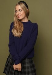 Granatowy Sweter z Wełną i Wiskozą o Prostym Fasonie z Półgolfem Giolera. Niebieskie swetry damskie Born2be, s, bez wzorów, z wełny, biznesowe, bez kołnierzyka, bez ramiączek, długie, bez kaptura. Za 119.99 zł.