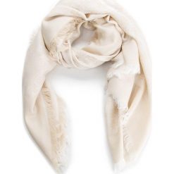 Chusta TORY BURCH - Logo Jacquard Traveler Scarf 45664 New Ivory 104. Szaliki i chusty damskie marki Tory Burch. Za 829.00 zł.