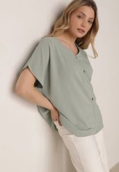 Jasnozielona Bluzka z Bawełną o Nietoperzowym Kroju z Guzikami Mistwin. Zielone bluzki damskie Born2be, uniwersalny, bez wzorów, z bawełny, klasyczne, bez kołnierzyka, bez ramiączek. Za 49.99 zł.