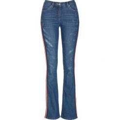 Dżinsy ze stretchem i ozdobnym paskiem bonprix niebieski "stone”. Niebieskie jeansy damskie bonprix. Za 109.99 zł.