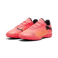 Buty piłkarskie FUTURE 7 PLAY TT PUMA Sunset Glow Black Sun Stream Pink Orange. Brązowe buty sportowe męskie Puma, z materiału, bez zapięcia, do piłki nożnej. Za 209.00 zł.