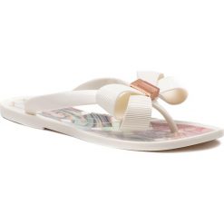Japonki TED BAKER - Susziep 9-17414 Sea Of Clouds. Białe klapki damskie Ted Baker, z tworzywa sztucznego. Za 249.00 zł.
