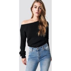 Glamorous Sweter z odkrytymi ramionami - Black. Czarne swetry damskie Glamorous, z dzianiny. Za 141.95 zł.