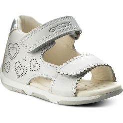Sandały GEOX - B S. Tapuz G. B B820YB 044AJ C0007 M White/Silver. Sandały dziewczęce marki Geox. W wyprzedaży za 169.00 zł.