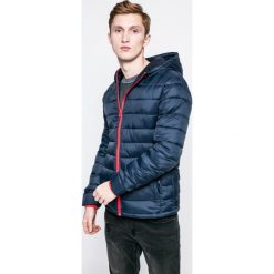Review - Kurtka. Płaszcze męskie Review. W wyprzedaży za 139.90 zł.