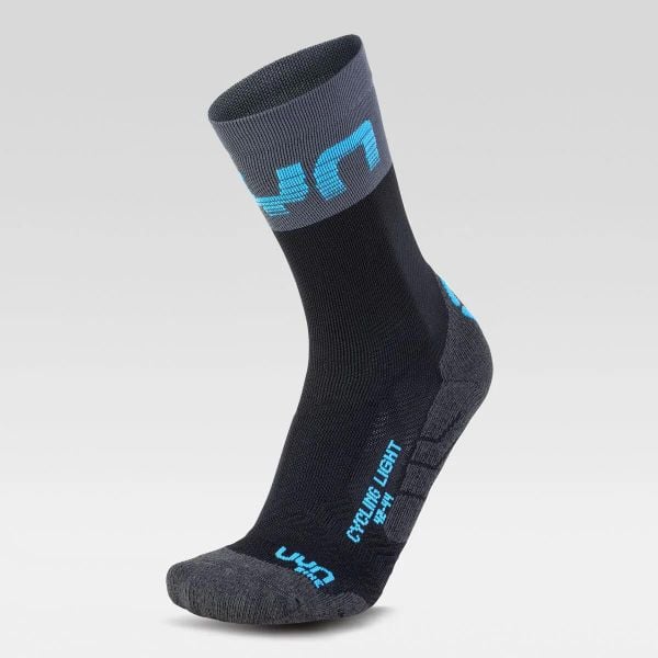 Skarpety rowerowe MAN CYCLING LIGHT SOCKS r.42-44. Czarne skarpety męskie UYN, bez wzorów, z elastanu. Za 74.99 zł.