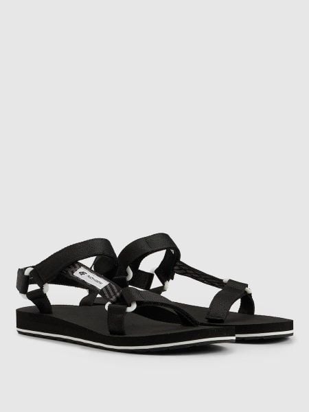 Sandały SVING damskie 4F 4FRSS26FSANF128. Czerwone sandały damskie 4f, bez wzorów, z gumy, bez obcasa, bez zapięcia. Za 129.99 zł.