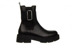 Botki Bayla-161 188 1303 01 Black 161634, Czarny, Skóra naturalna - 37. Czarne botki damskie Bayla, na zimę, z gumy, eleganckie, z okrągłym noskiem, za kostkę, bez obcasa, bez zapięcia. W wyprzedaży za 269.10 zł.