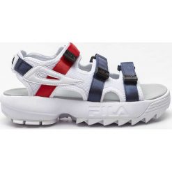 Disruptor Sandal Wmn 01M White FILA Navy FILA Red. Białe sandały damskie Fila, bez wzorów, z gumy, bez obcasa, bez zapięcia. W wyprzedaży za 243.56 zł.
