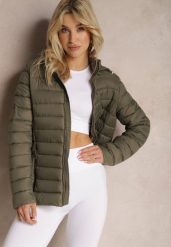 Ciemnozielona Kurtka Pikowana Jyva. Zielone kurtki damskie Renee, na jesień, plus size, bez wzorów, z tkaniny, bez kaptura. Za 159.99 zł.