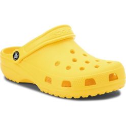 Klapki CROCS - Classic 10001 Lemon. Klapki damskie marki Crocs. W wyprzedaży za 139.00 zł.