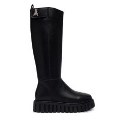 Kozaki Patrizia Pepe. Czarne buty zimowe dziewczęce Patrizia Pepe, bez wzorów, bez zapięcia. Za 824.99 zł.