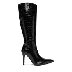 Kozaki DeeZee. Czarne kozaki damskie DeeZee, bez obcasa, na szpilce. Za 259.99 zł.