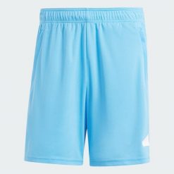 Szorty treningowe męskie adidas Train Essentials. Czerwone krótkie spodenki sportowe męskie Adidas, m, bez wzorów, z materiału, na fitness i siłownię. Za 79.50 zł.