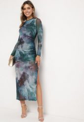Zielona Sukienka o Dopasowanym Fasonie Bodycon z Rozcięciem i Marmurkowym Wzorem Urientia. Zielone sukienki damskie Born2be, na spotkanie biznesowe, l, bez wzorów, eleganckie, bez kołnierzyka, bez ramiączek, maxi, bodycon. Za 129.99 zł.