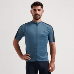 Koszulka rowerowa męska Rogelli Explore. Białe buty sportowe męskie Rogelli, bez zapięcia, rowerowe. Za 192.00 zł.