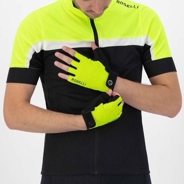Rękawiczki rowerowe męskie Rogelli CORE. Żółte rękawiczki męskie Rogelli, na lato, bez wzorów, z materiału. Za 45.00 zł.