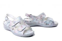 WALDLAUFER 811016 306 299 Merle multi silber, sandały damskie. Szare sandały damskie Waldläufer, bez wzorów, bez obcasa, bez zapięcia. Za 494.90 zł.