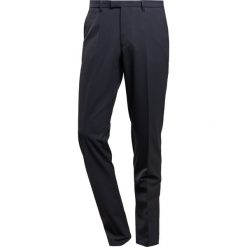 DRYKORN TYLD Spodnie garniturowe black. Spodnie materiałowe męskie DRYKORN, z elastanu. Za 419.00 zł.