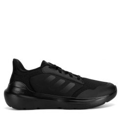 Sneakersy adidas. Czarne trampki i tenisówki chłopięce Adidas, bez wzorów, bez zapięcia. Za 179.99 zł.