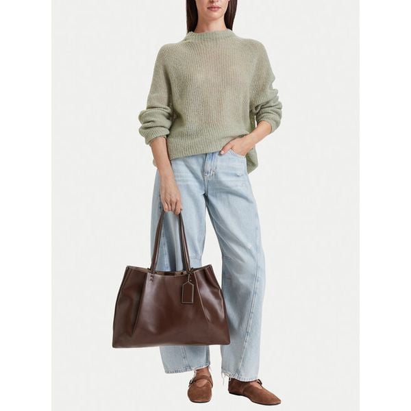 Torebka JENNY. Brązowe torebki do ręki damskie Jenny, bez wzorów, bez dodatków. Za 159.99 zł.