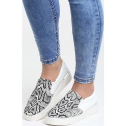 Białe Slip On Luis. Białe trampki i tenisówki damskie Born2be, z materiału. Za 49.99 zł.