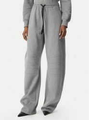Just Cavalli Spodnie dresowe 81PAAE22 CF102 Szary Relaxed Fit. Szare spodnie dresowe damskie Just Cavalli, xs, bez wzorów, z bawełny. Za 1,112.99 zł.