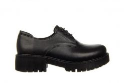 Półbuty Bayla-161 084 500 169 011 Black 161588, Czarny, Skóra naturalna - 38. Czarne półbuty damskie Bayla, bez wzorów, ze skóry, eleganckie, bez obcasa, bez zapięcia. W wyprzedaży za 224.10 zł.